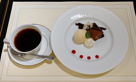 THE MUTUAL+トークルーム