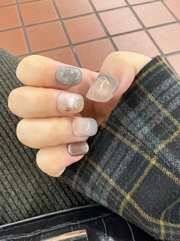 Blooming with Attenir